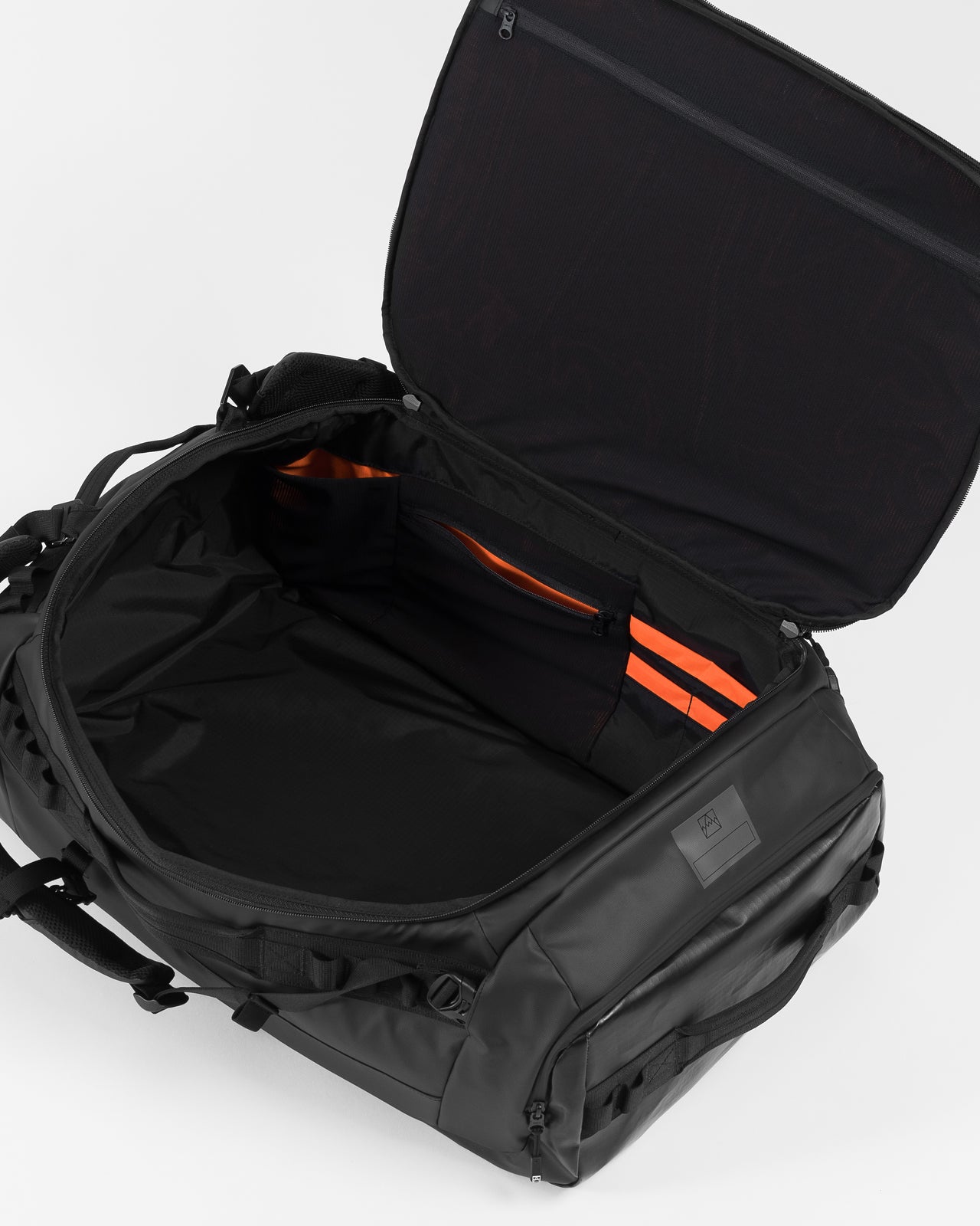 A studio shot of the interior of the Kit bag 65l [All variants]