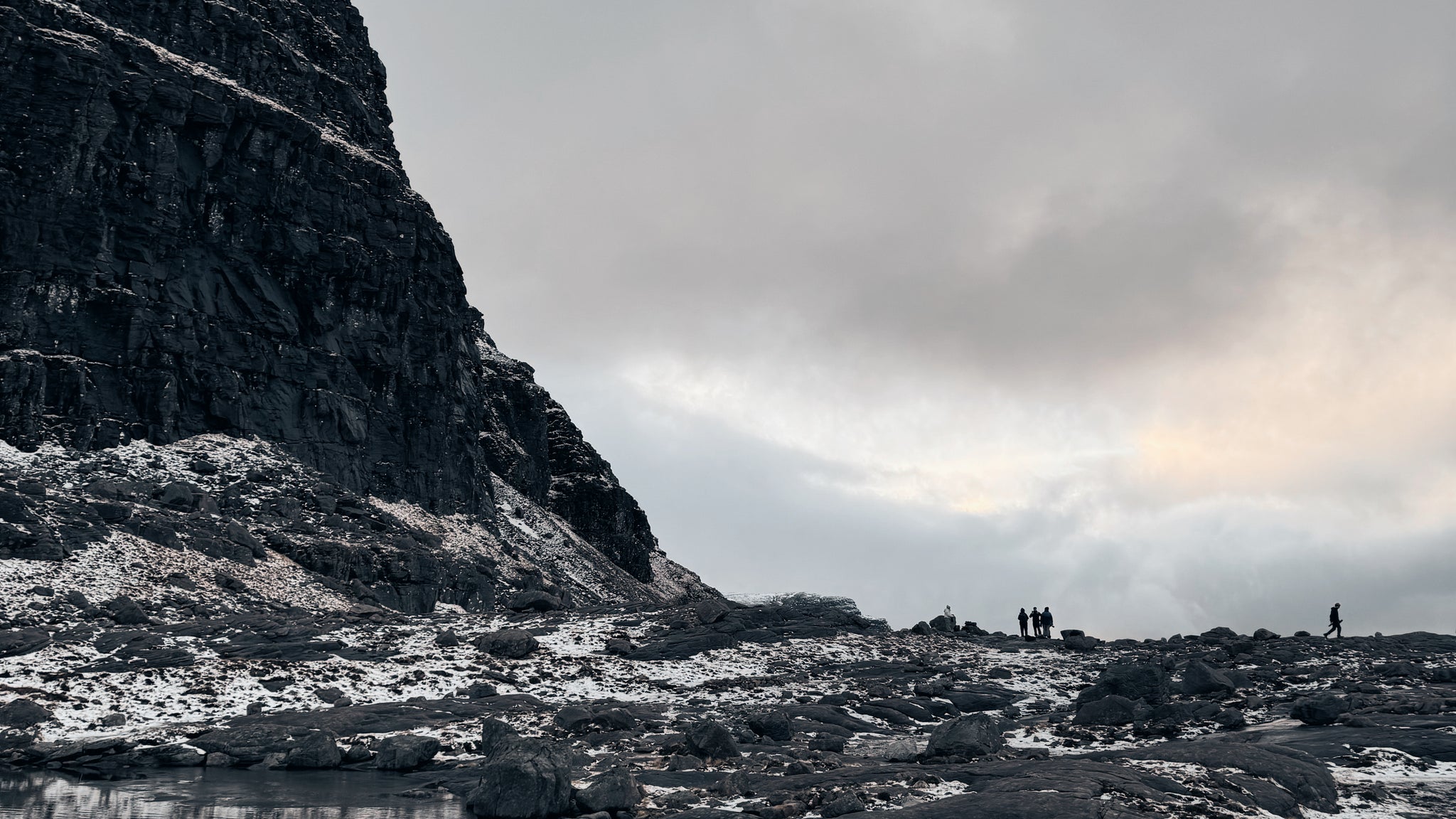 A landscape shot of the mountains in the Scottish Highland with snow