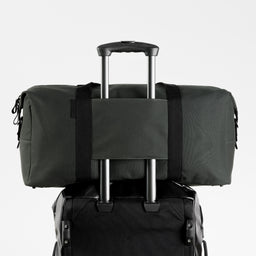 A studio shot of the luggage sleeve being used on the Weekender 30L in Pirate